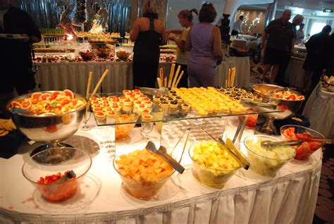 sunday brunch buffet st louis.